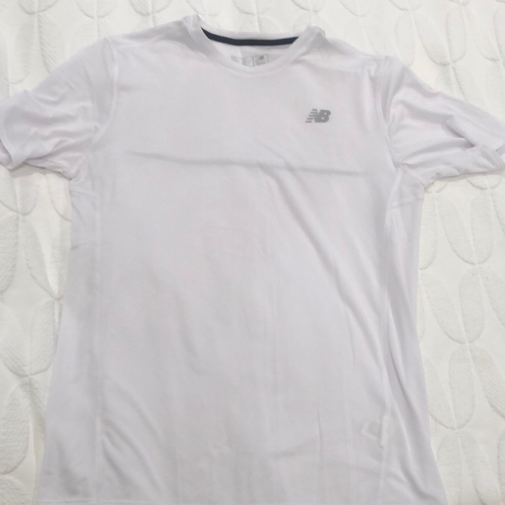 New Balance Men’s Short Sleeve Shirt
